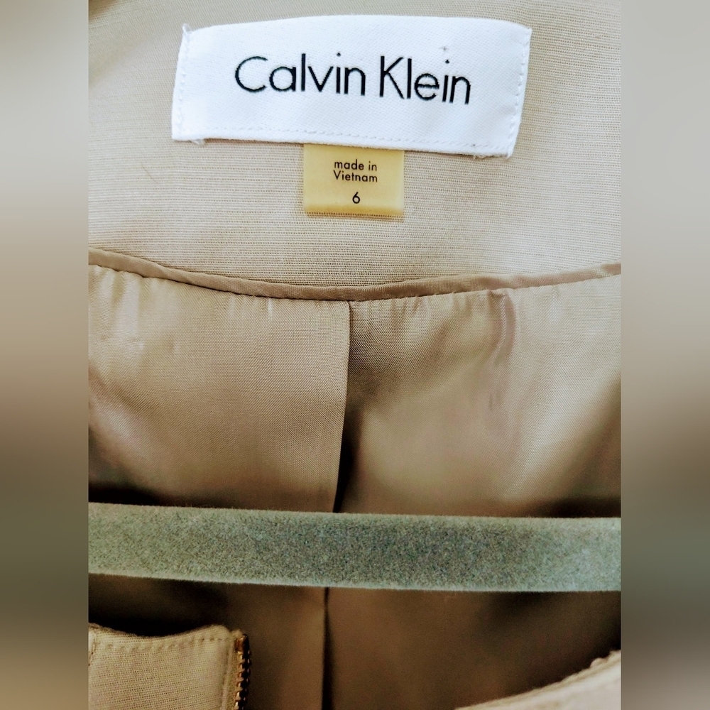 Calvin Klein Women's Beige Peplum Zipper Blazer, 6 - Picture 3 of 4